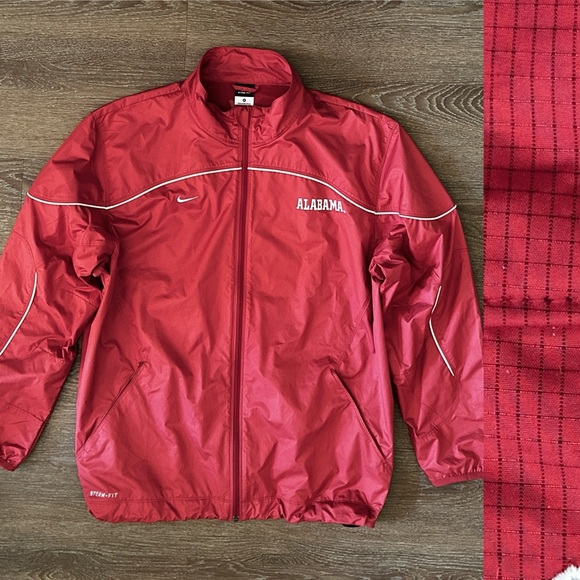 Nike Storm-FIT zip jacket University of Alabama Crimson Tide Size Medium EUC - Picture 1 of 9